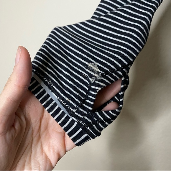 LULULEMON black and white striped Race Your Pace long sleeve tee 4 - Picture 4 of 11